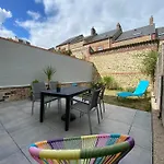 Petite Maison De