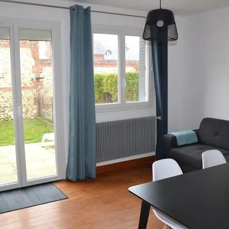 Holiday home Petite Maison De *