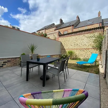 Petite Maison De